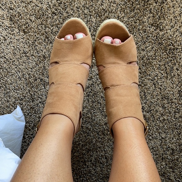 Apt. 9 Shoes - APT. 9 Defined Comfort Neutral Wedge Shoes